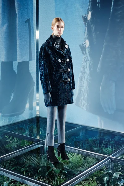 Look 7